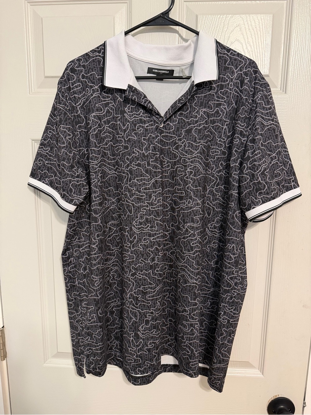 Karl Lagerfeld Black & White Abstract Line Polo